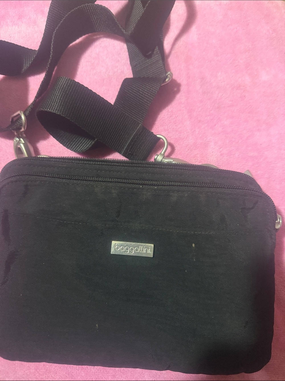 Baggallini Black Nylon Crossbody Messenger Bag